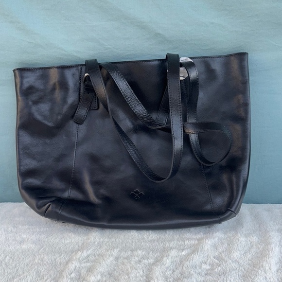 EUC Patricia Nash Black Leather Tote with Glossy Finish Laptop Shoulder Large Sz - Picture 1 of 6